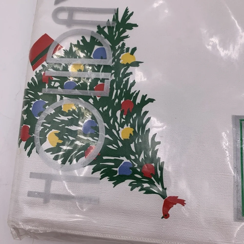 NWT VTG Vera Neumann Tablecloth 60X85 Rectangle  Christmas Vinyl‎ NEW DEADSTOCK